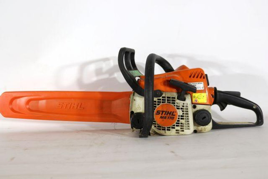 STIHL MS170 CHAINSAW