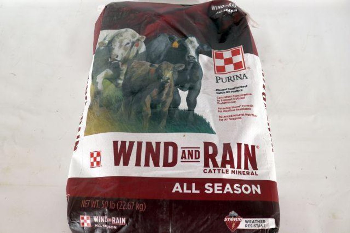 PURINA WIND AND RAIN CATTLE MINERAL 