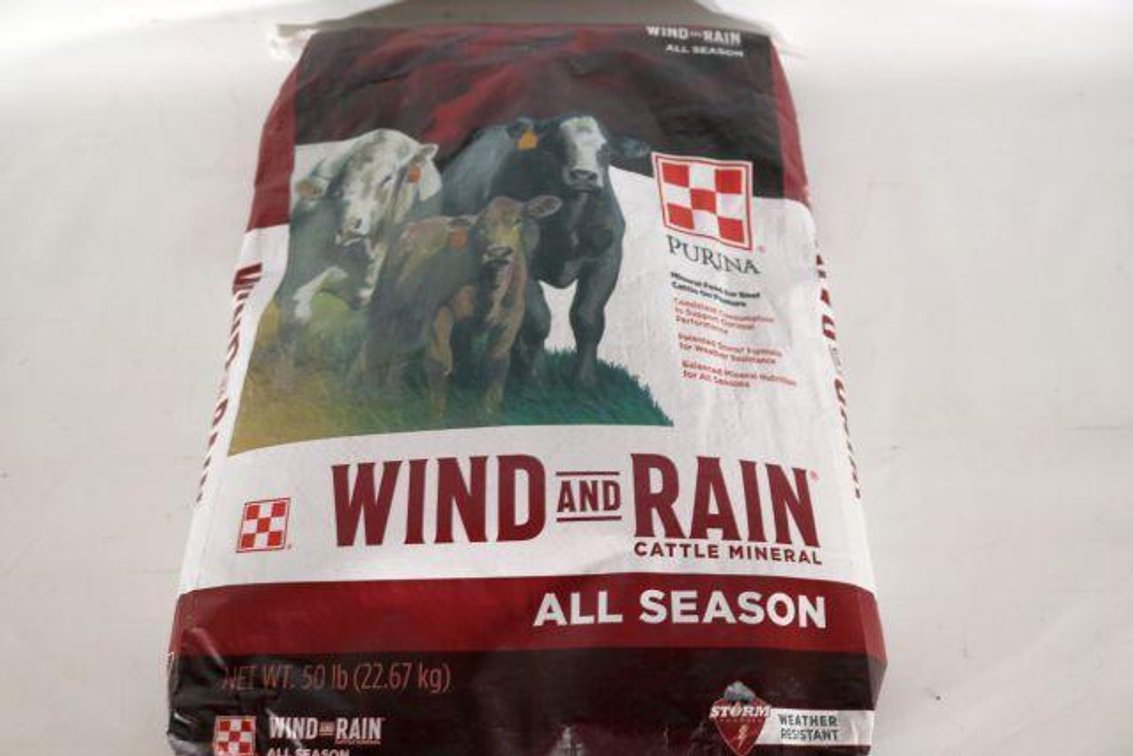 PURINA WIND AND RAIN CATTLE MINERAL 