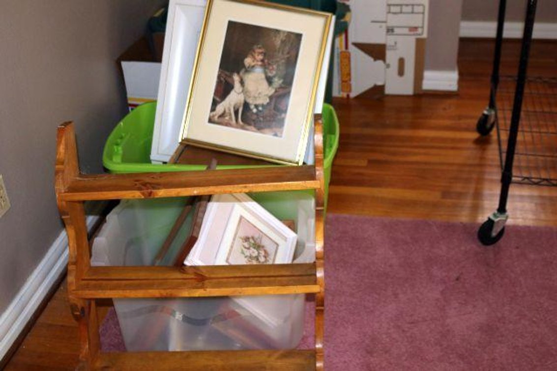 PICTURE FRAMES