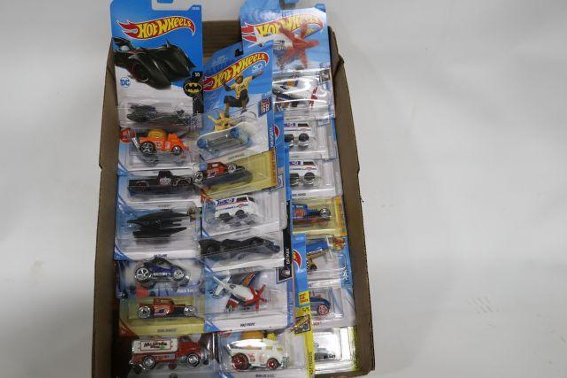 HOT WHEELS CARS