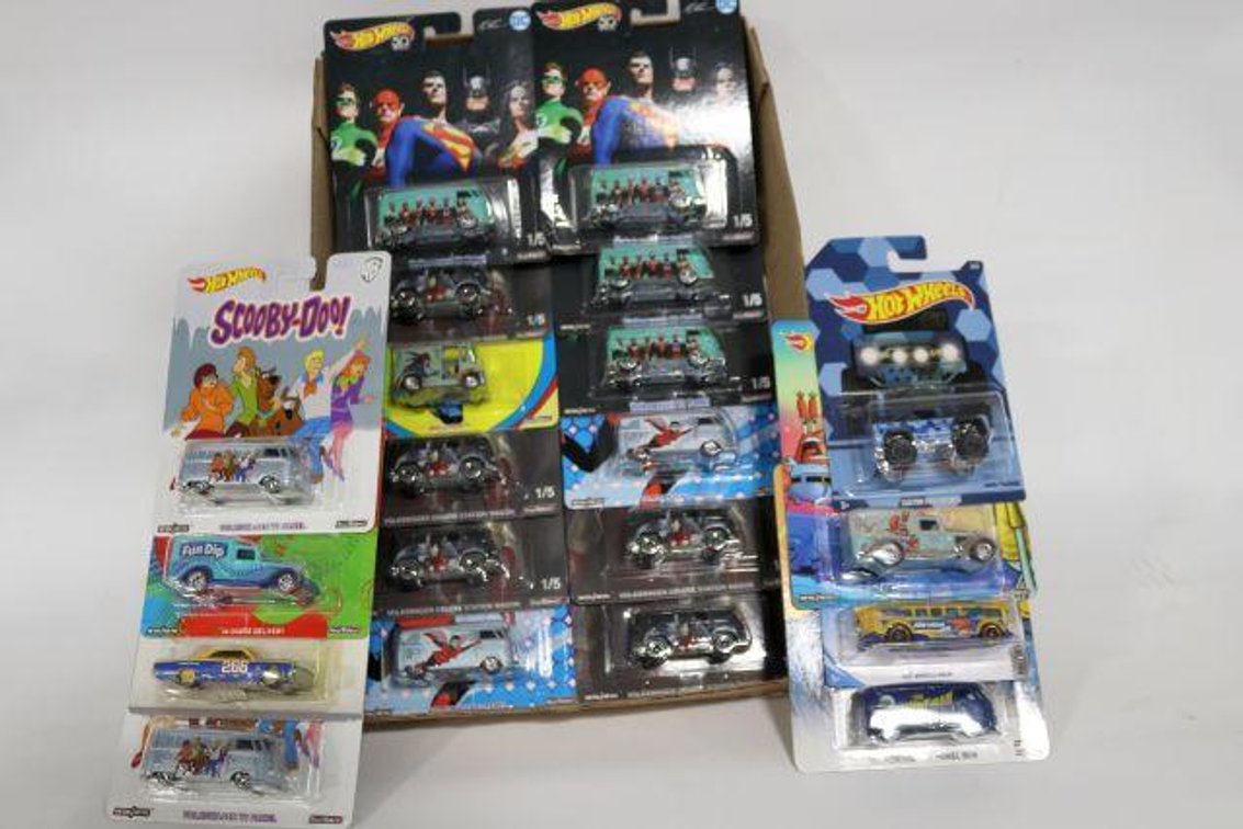 HOT WHEELS CARS