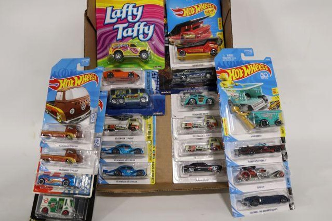 HOT WHEELS CARS