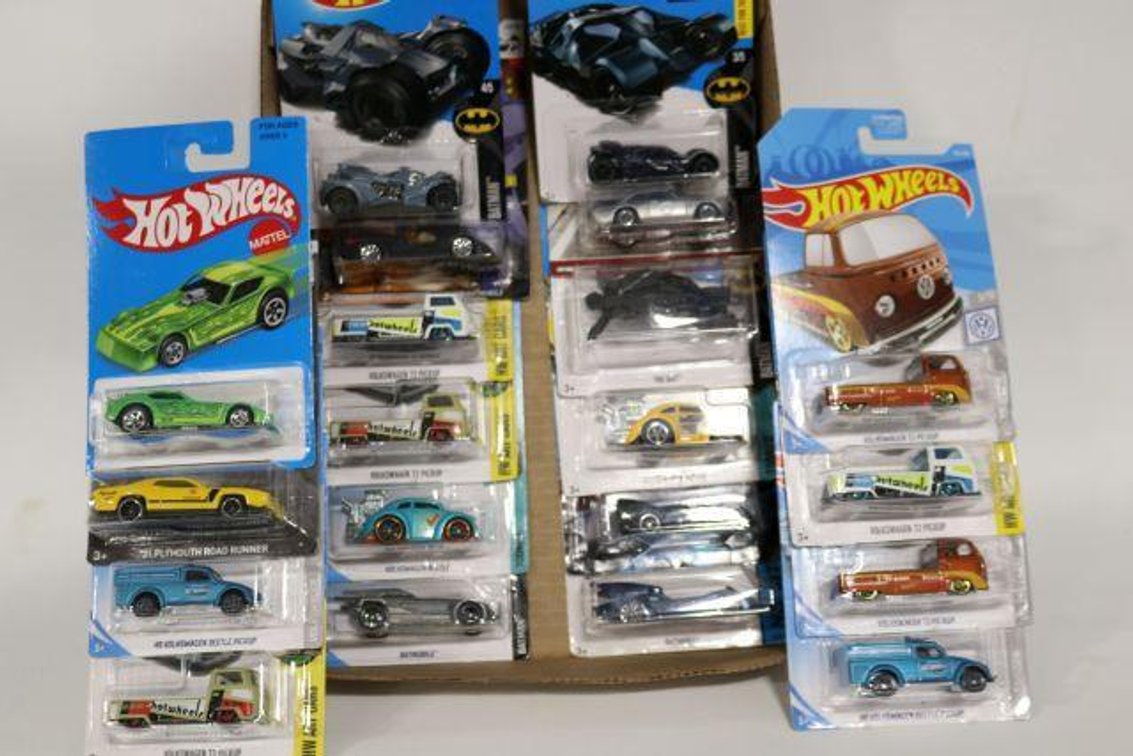 HOT WHEELS CARS