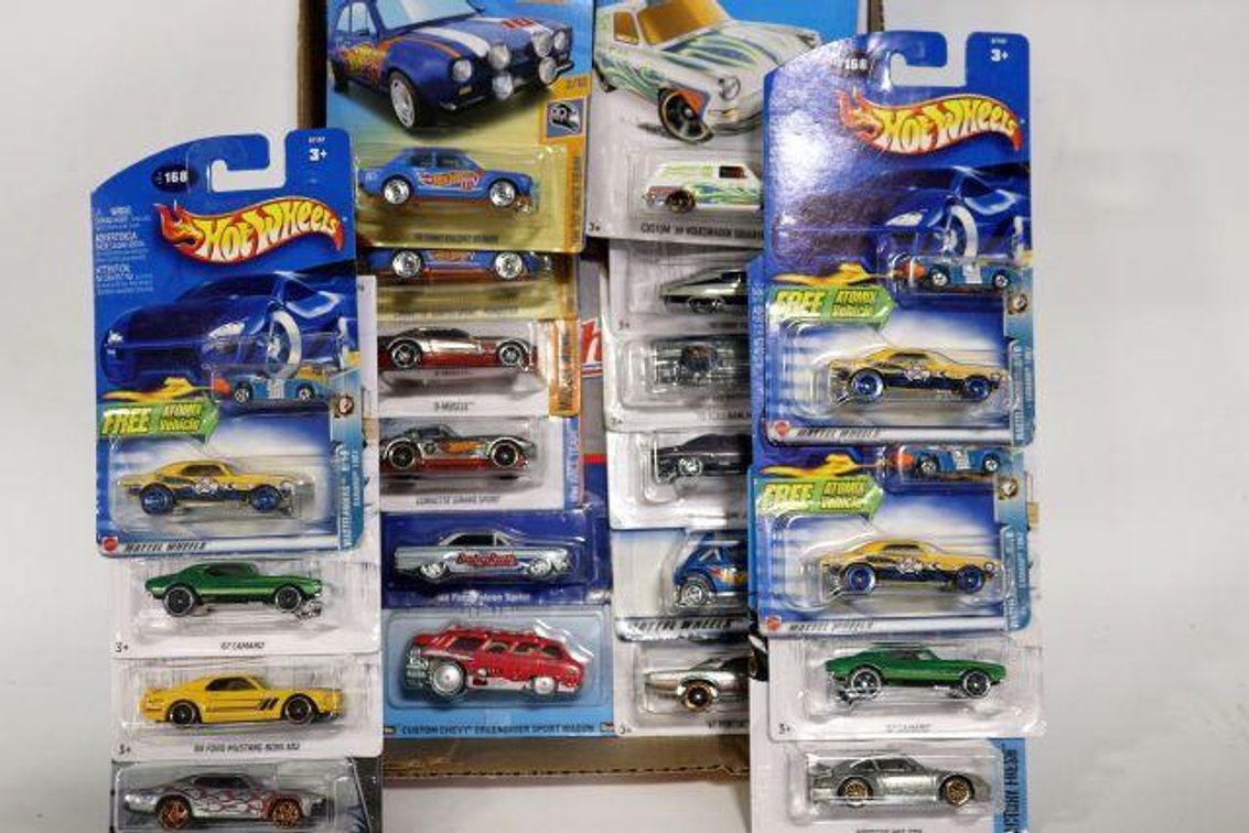 HOT WHEELS CARS