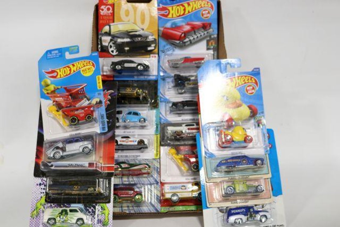 HOT WHEELS CARS