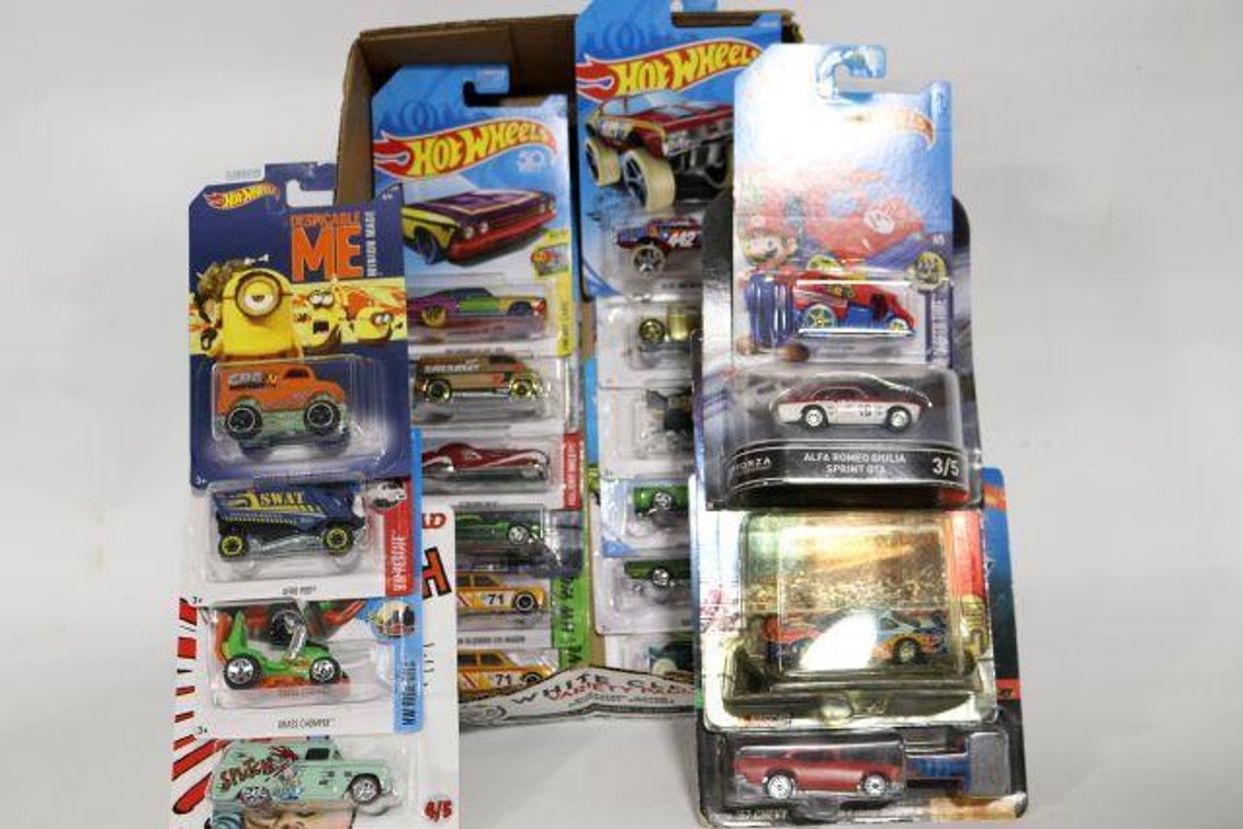 HOT WHEELS CARS