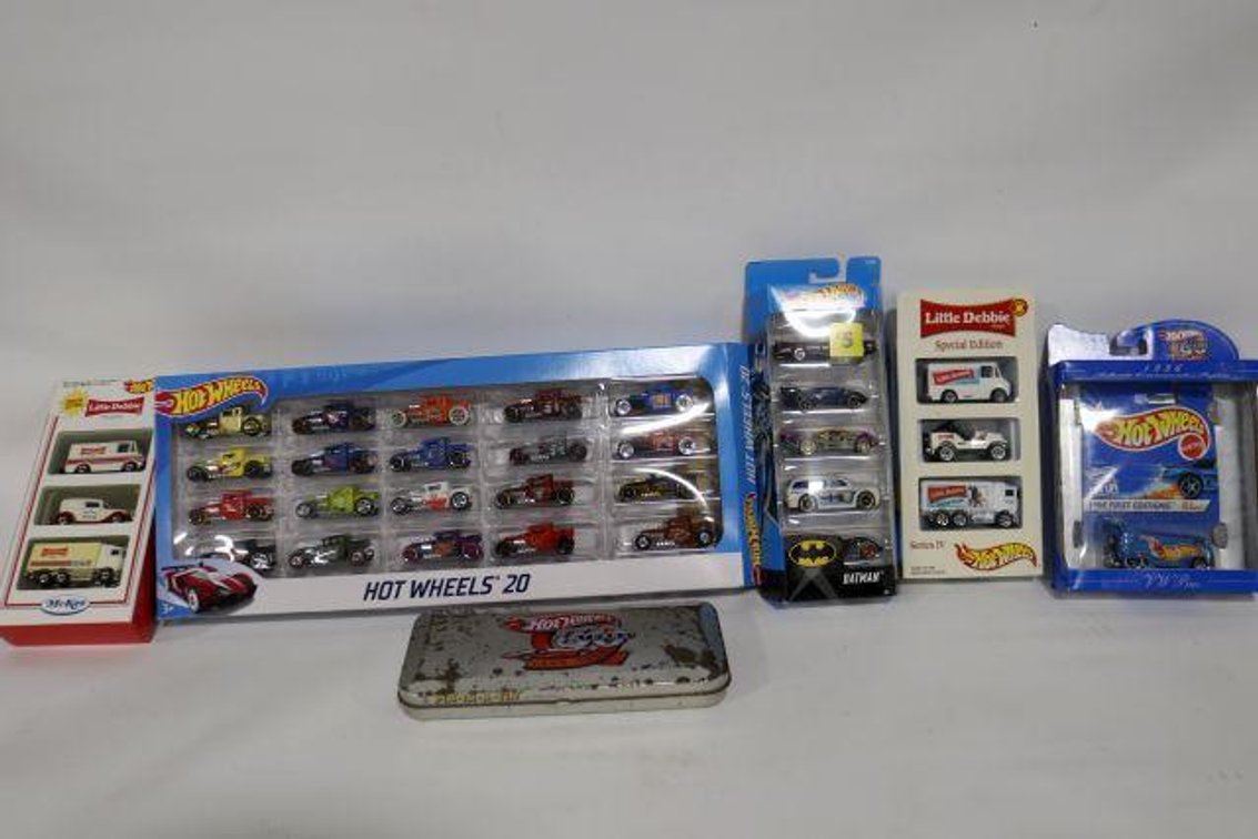 HOT WHEELS CARS