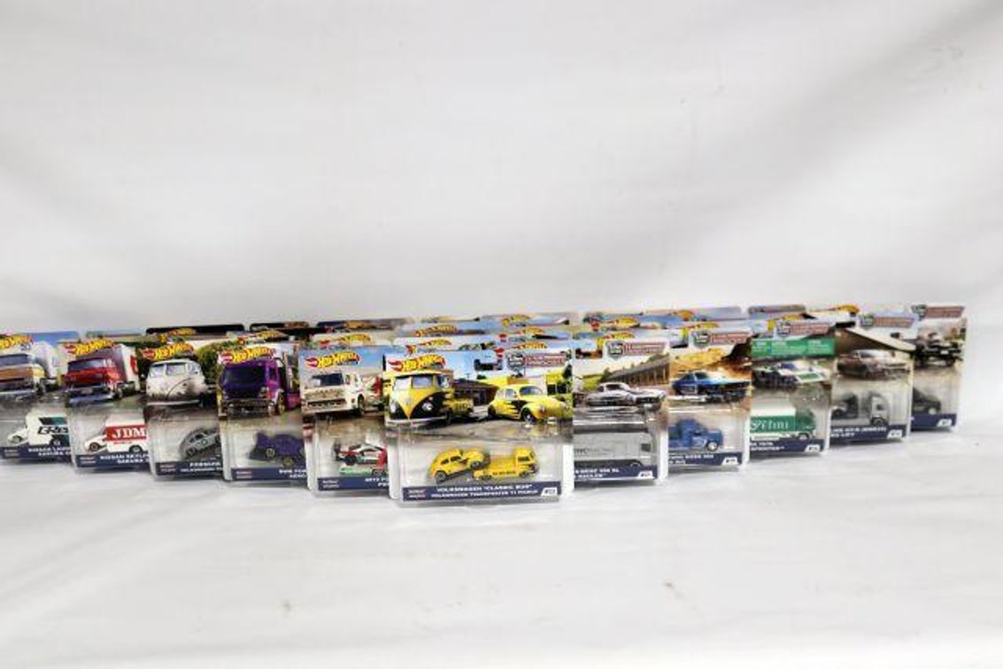 HOT WHEELS RACE TEAM PACKAGES