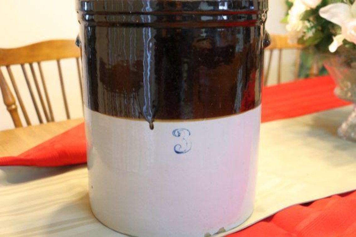 3 GALLON CROCK