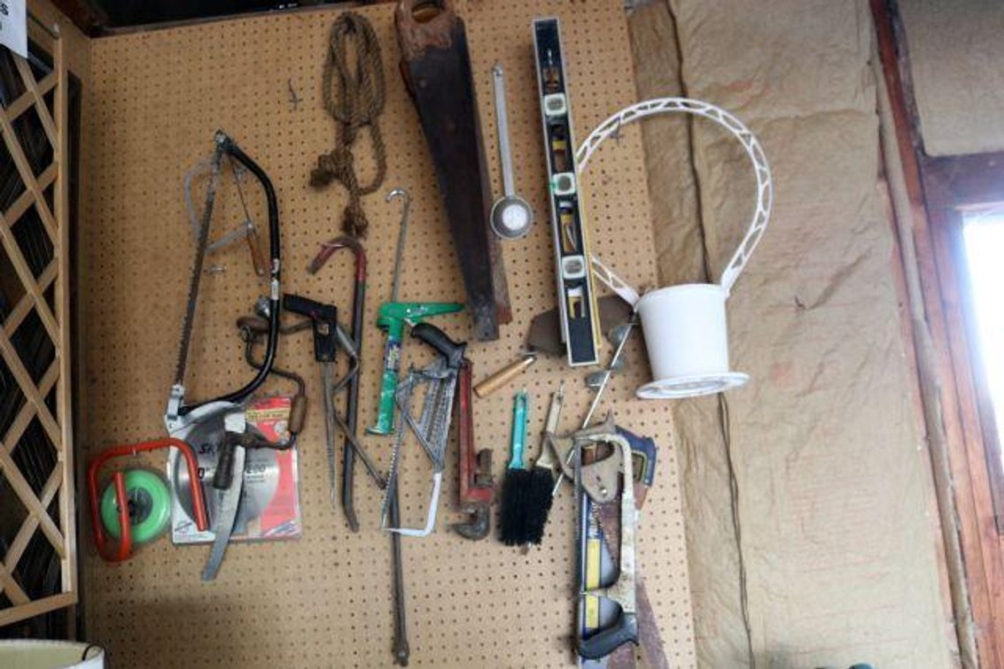 HAND TOOLS