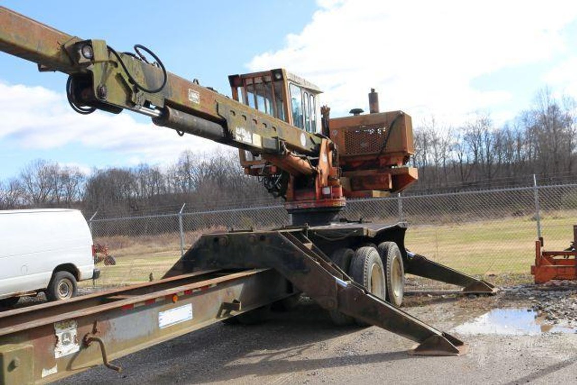 2001 PITTS TRAILER W/ HOOD LOG GRAPPLE (no title)
