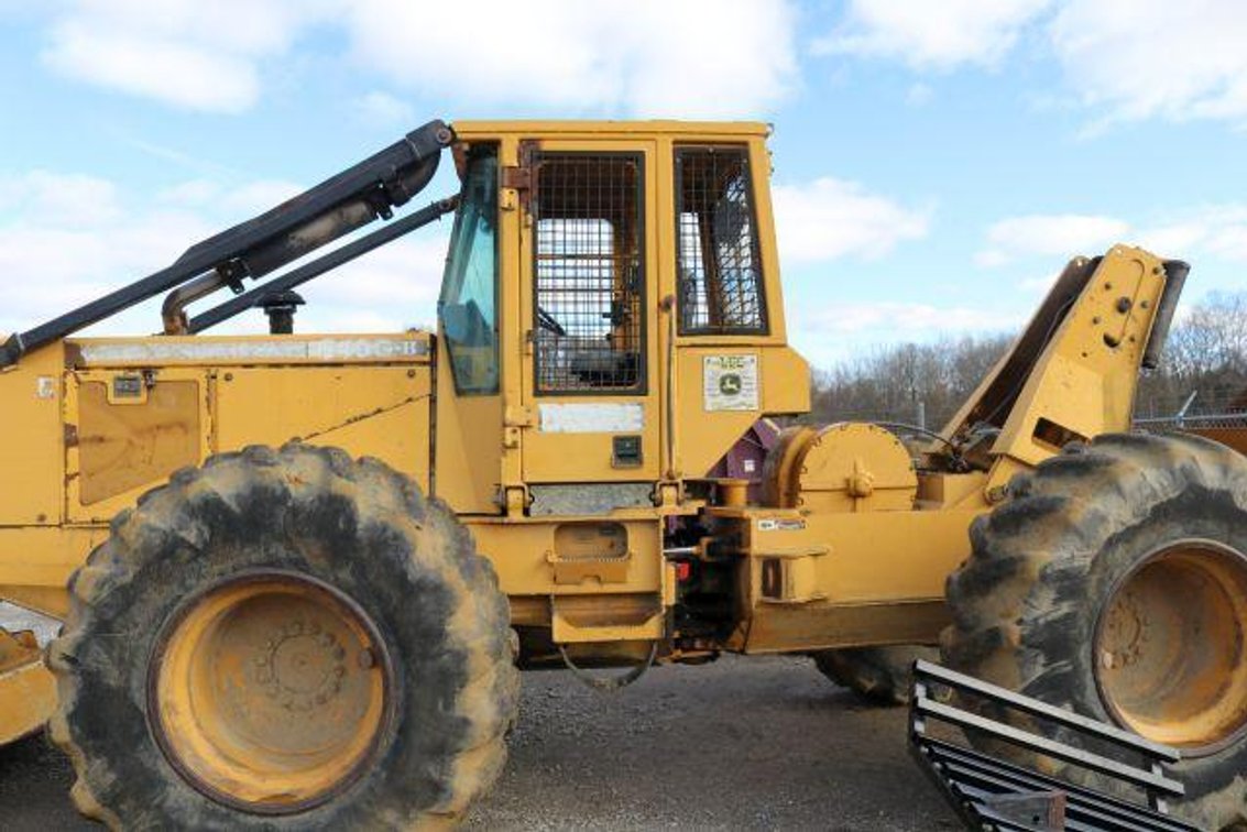 JOHN DEERE 640G CABLE SKIDDER