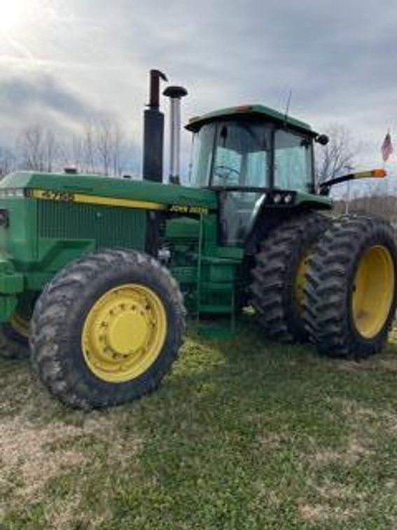 JOHN DEERE 4755 MWFD TRACTOR