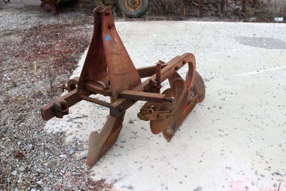 2 BOTTOM DEARBORN PLOW
