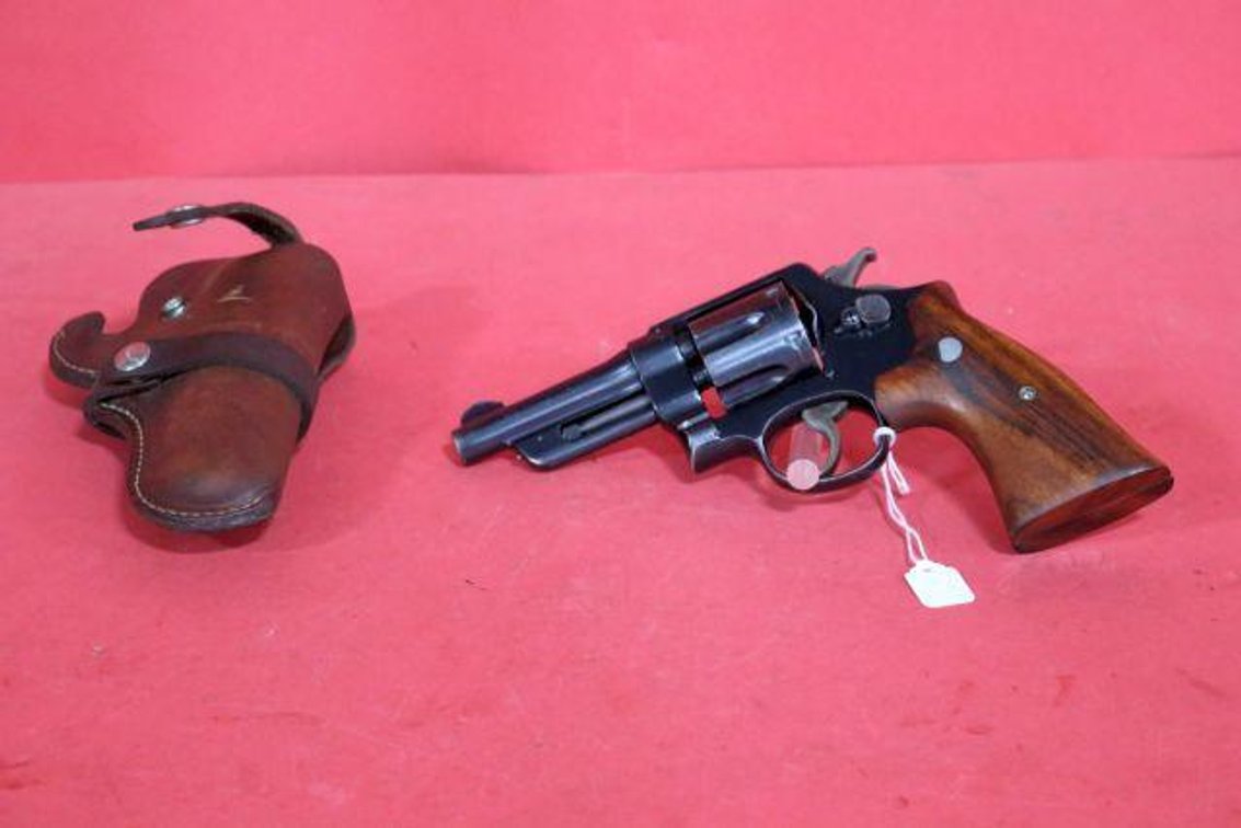 SMITH & WESSON .38 SPECIAL