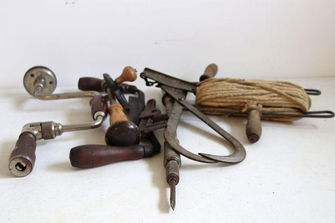 VINTAGE HAND TOOLS