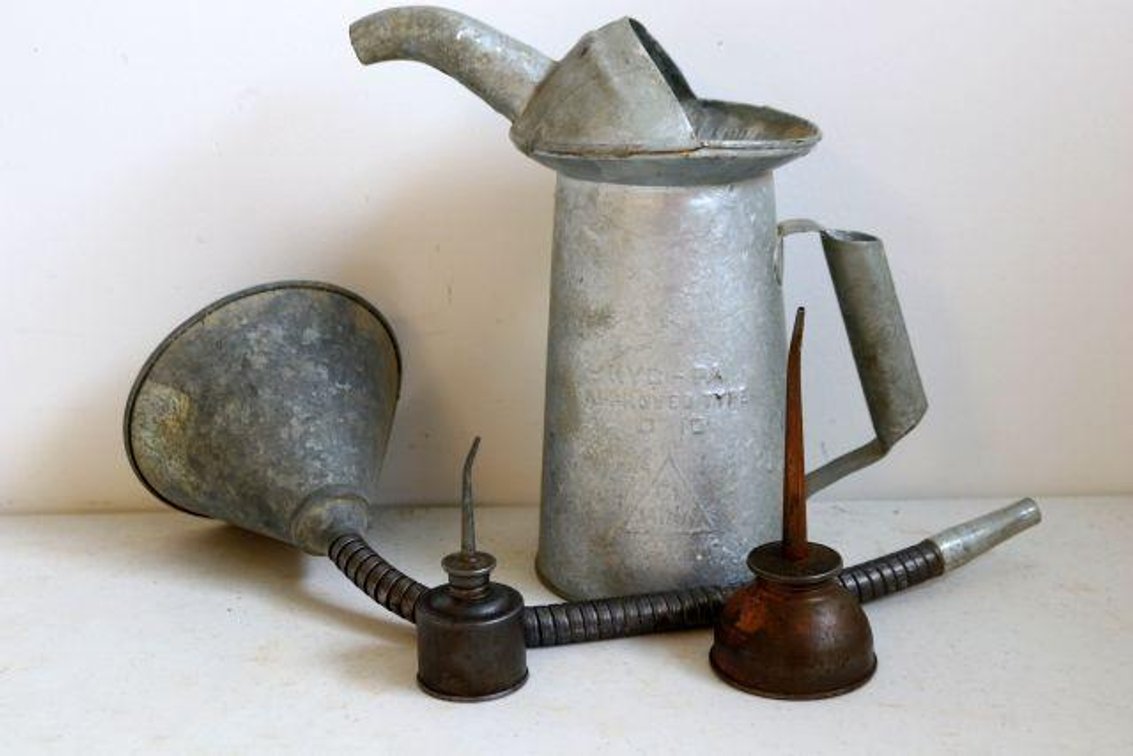 VINTAGE OIL ITEMS