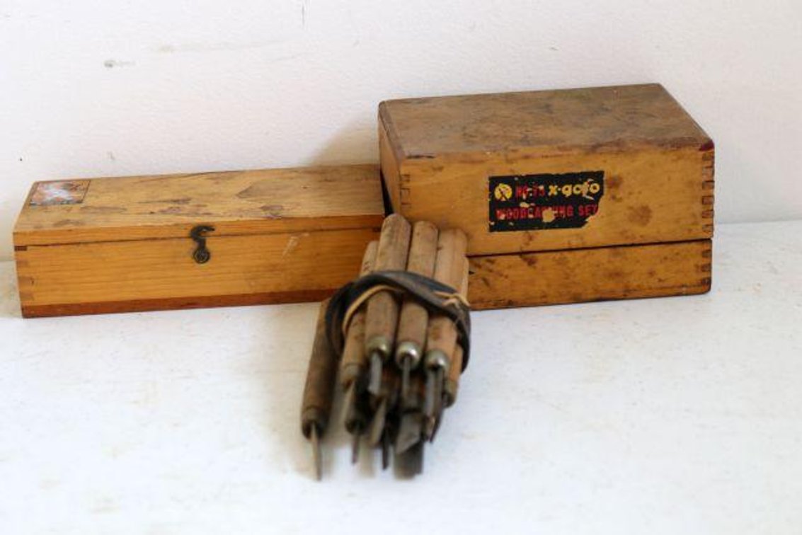 WOODCARVING TOOLS