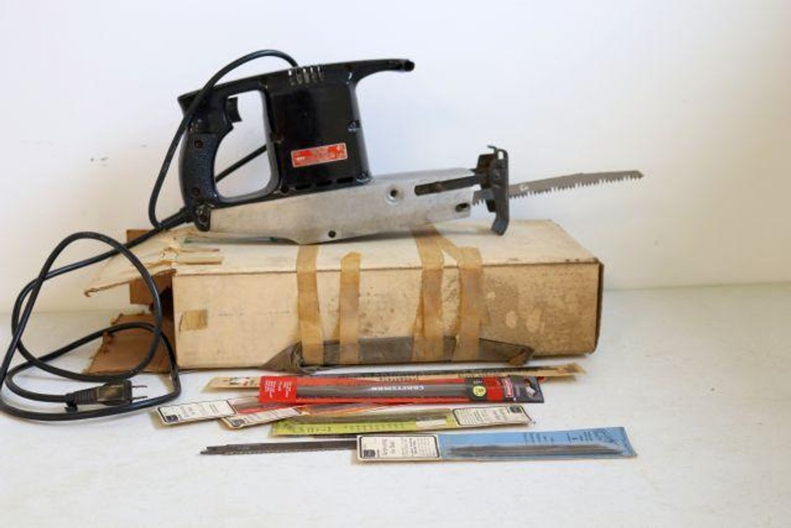 RECIPROCATING SAW & BLADES
