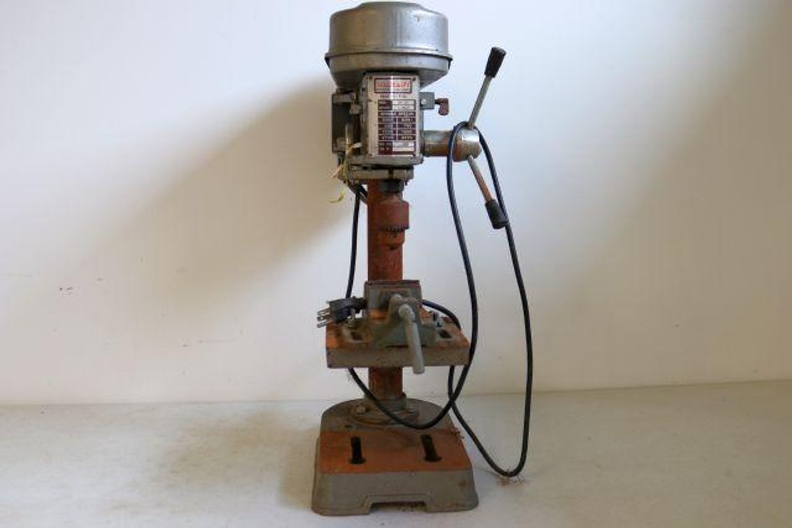 BENCH DRILL PRESS
