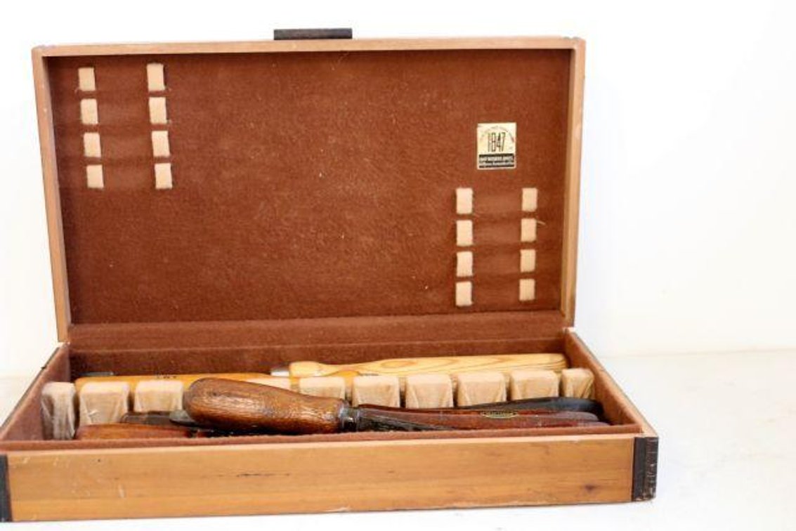 LATHE TOOLS