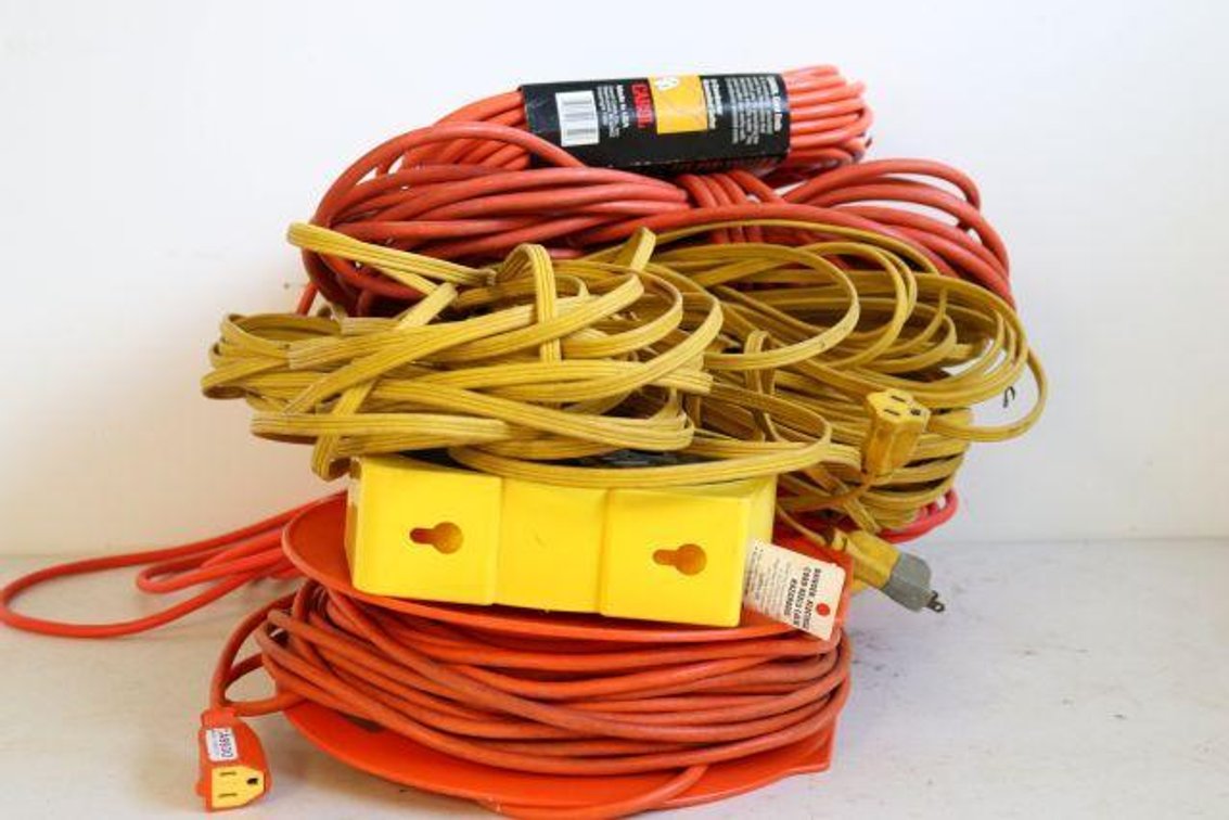 EXTENSION CORDS