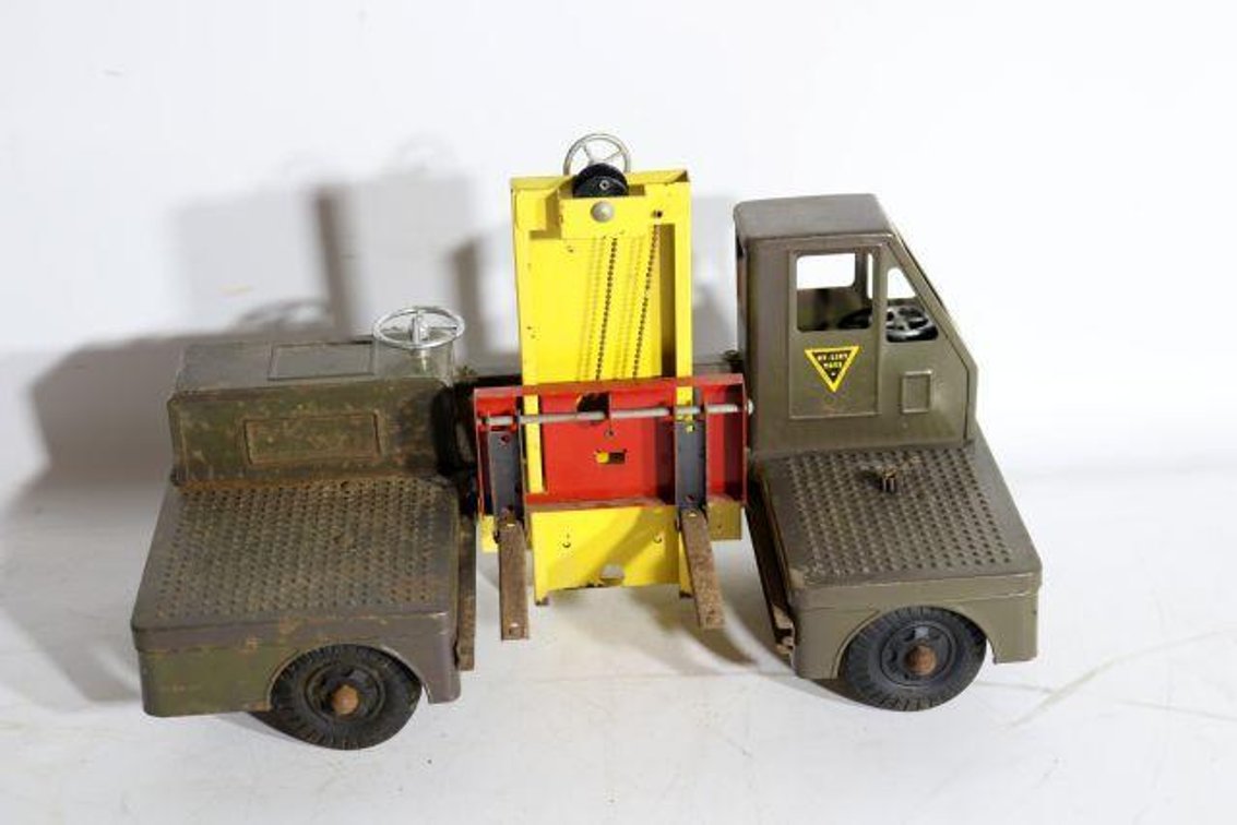 Image for BUXTON TOY COLLECTION- LIVE AUCTION