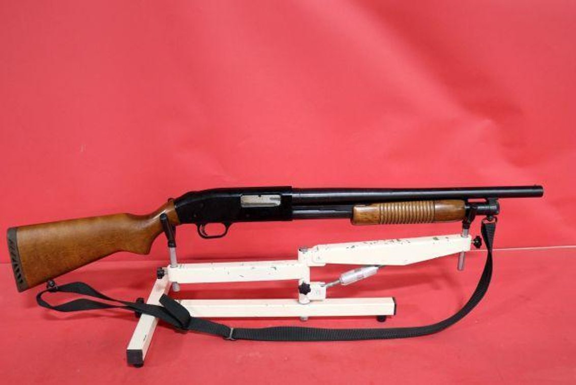 MOSSBERG 500 12 GAUGE SHOTGUN