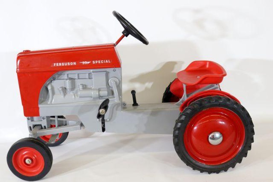 SCALE MODELS FERGUSON 35 SPECIAL PEDAL TRACTOR