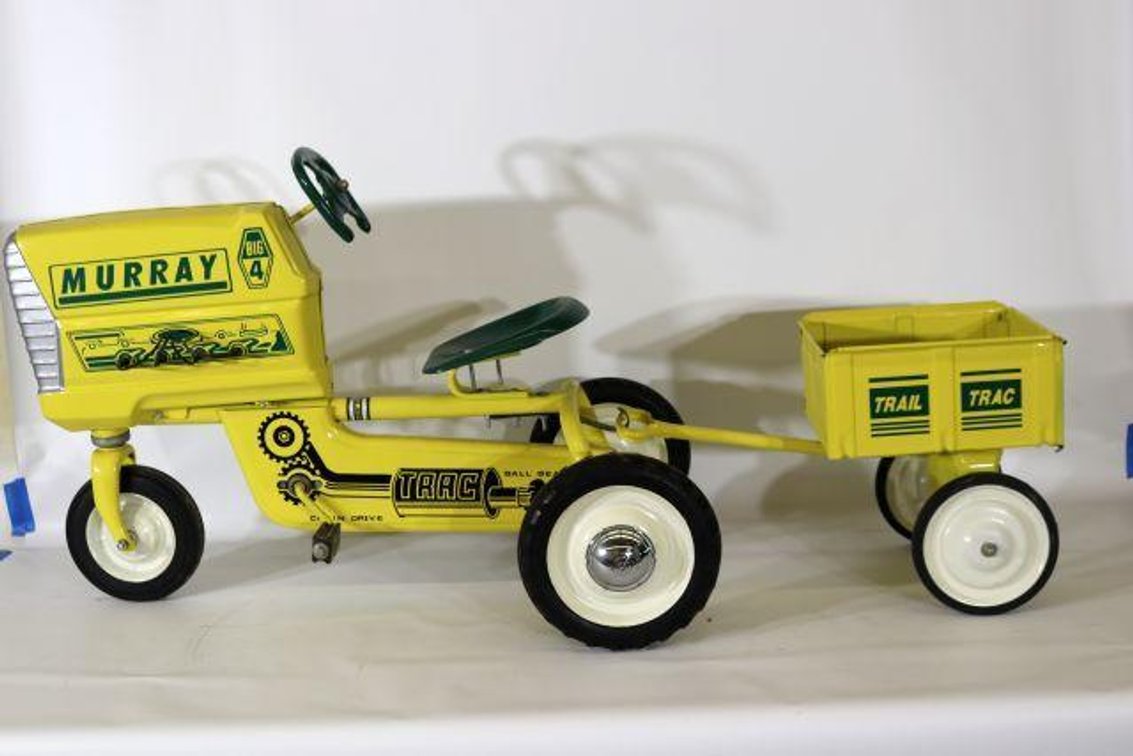 MURRAY TRAC PEDAL WITH TRAIL TRAC CART