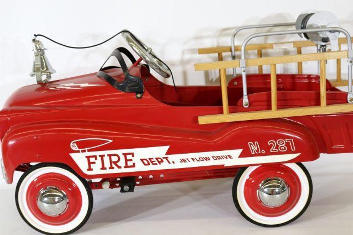 FIRE DEPT JET FLOW M281 PEDAL CAR