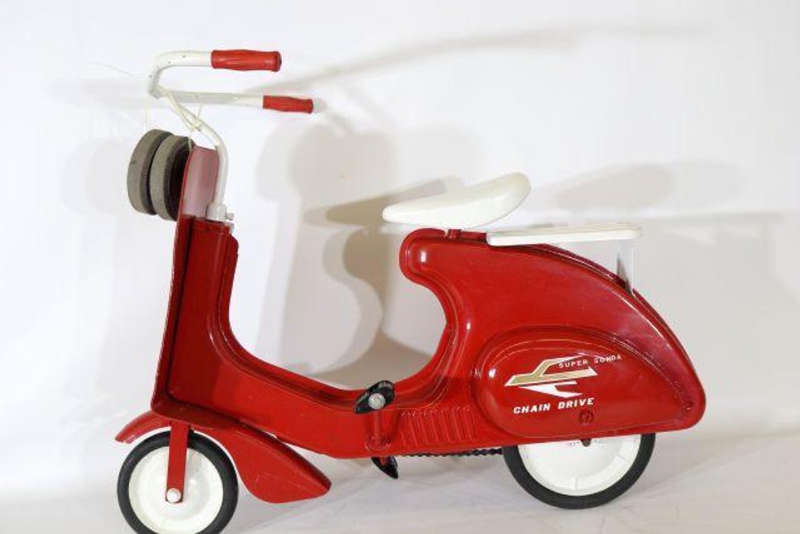 SUPER SONDA PEDAL SCOOTER