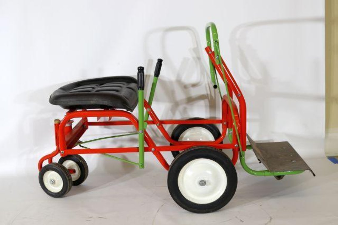 GYM DANDY PEDAL TOY