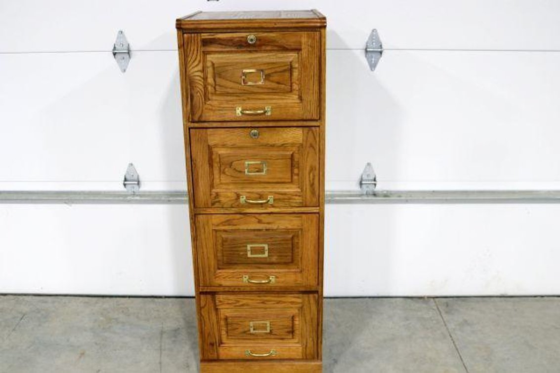 FILE CABINET