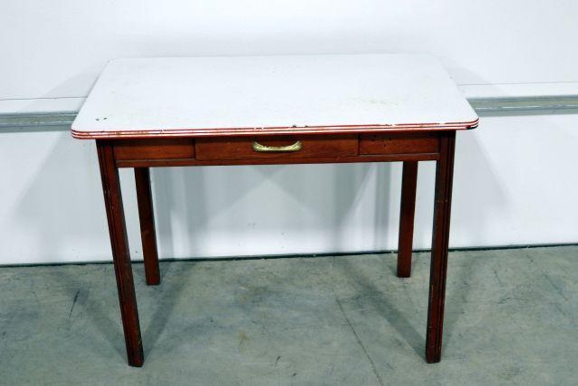 VINTAGE FARM TABLE