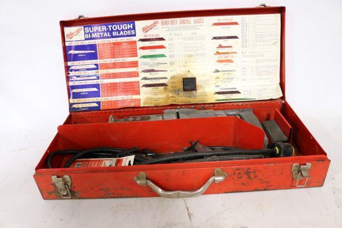 RECIPROCATING SAW