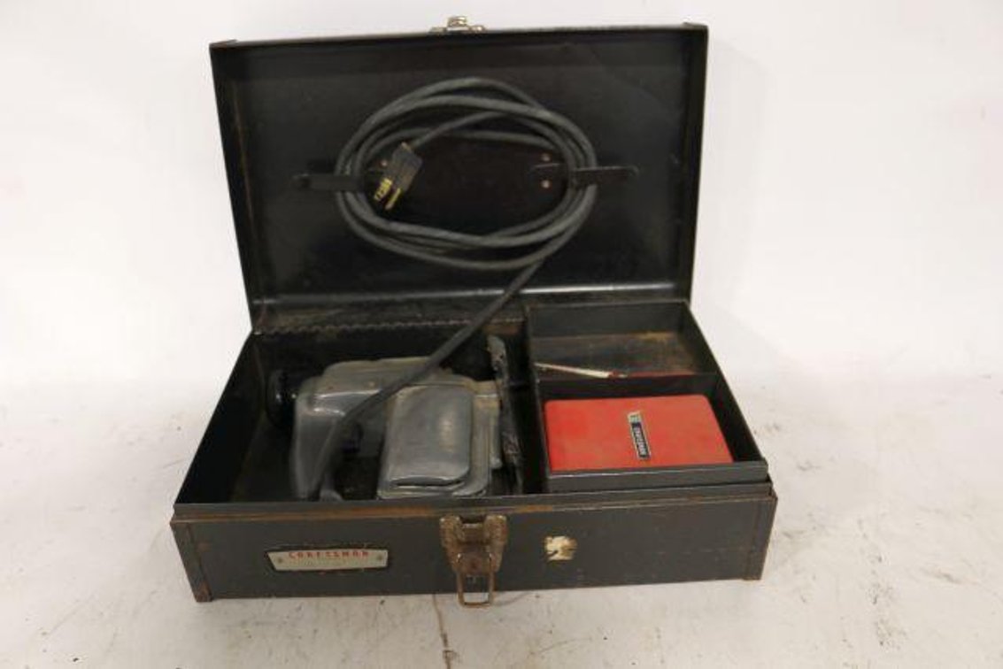 VINTAGE CRAFTSMAN JIG SAW