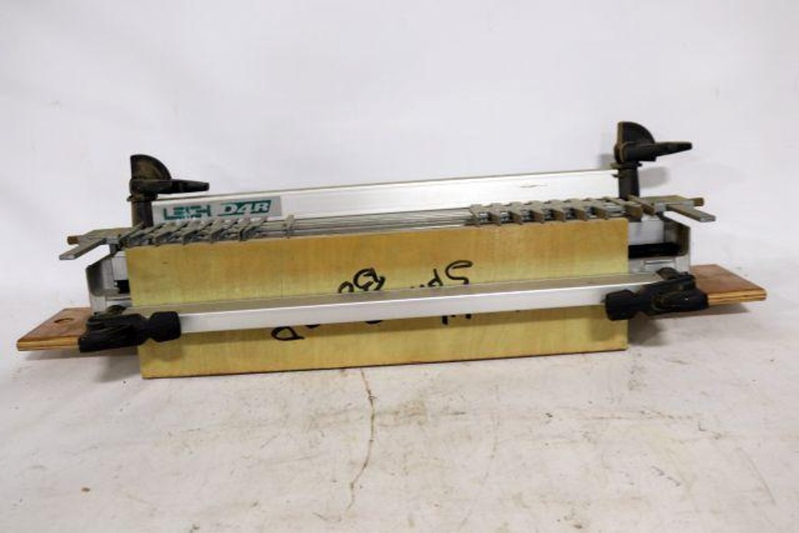 LEIGH DOVETAIL JIG