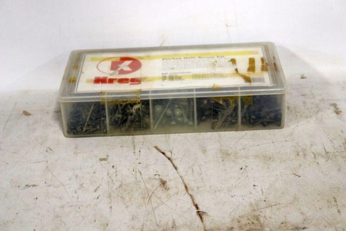 KREG POCKET HOLE SCREW KIT