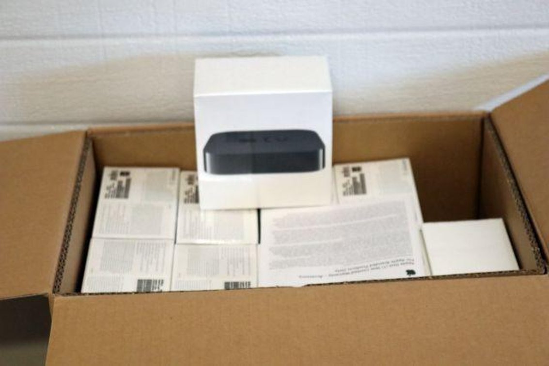 10 APPLE TV BOXES
