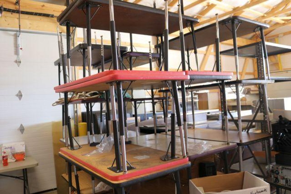 26 SCHOOL TABLES
