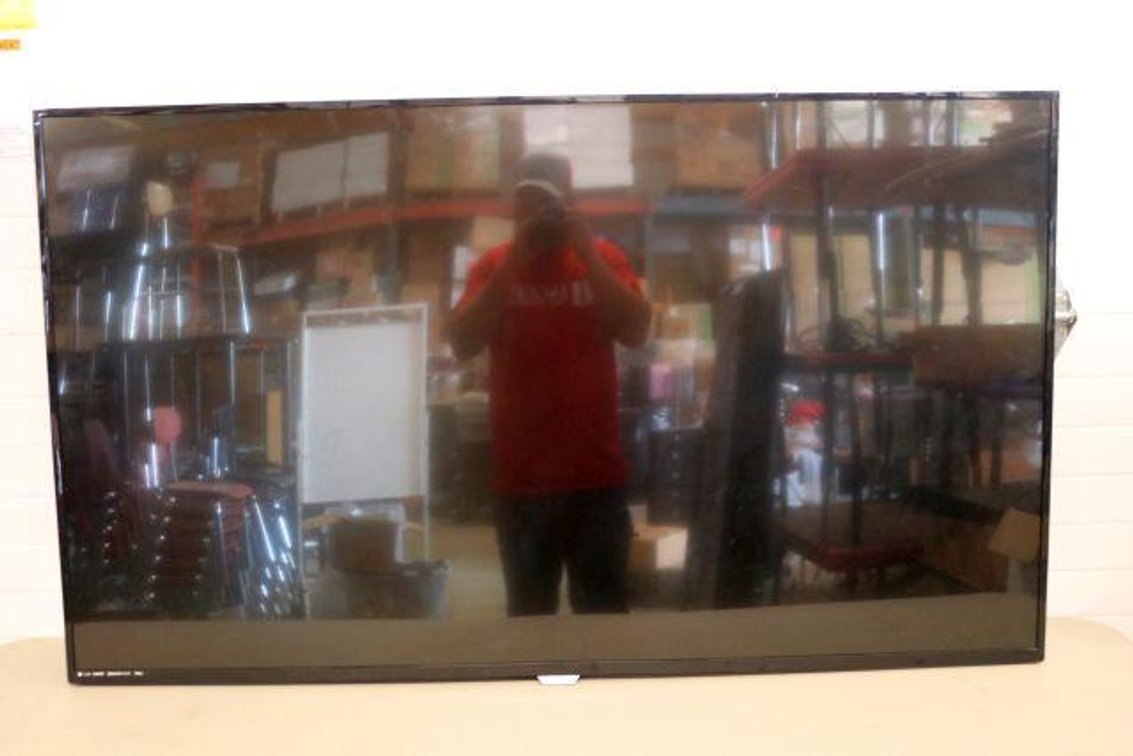 PHILLIPS 65" TV (no remote)
