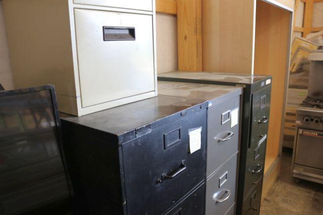 MULTIPLE FILE CABINETS