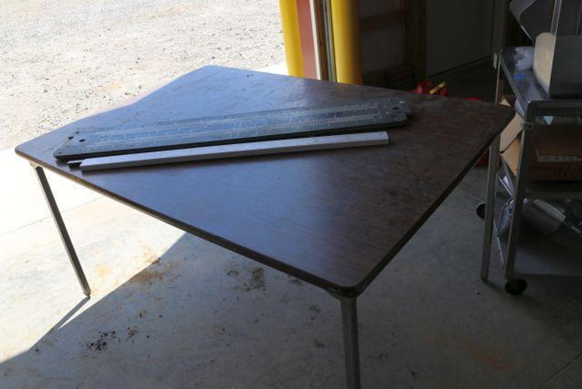 TABLE & MEASURING RULE