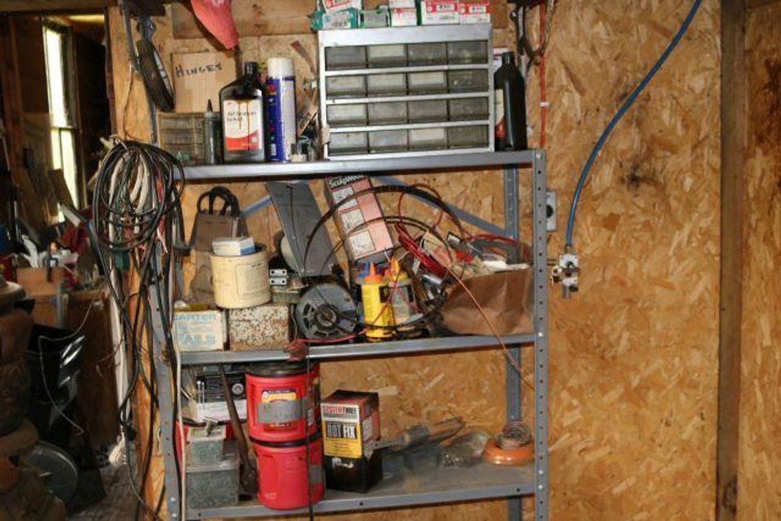SHELF & CONTENTS