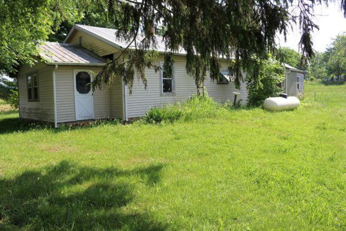 Image for ROBERTSON FAMILY REAL ESTATE & PERSONAL PROP.