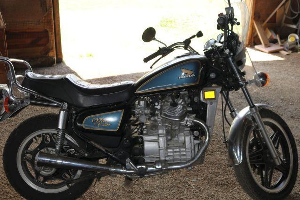 HONDA CX500 CUSTOM