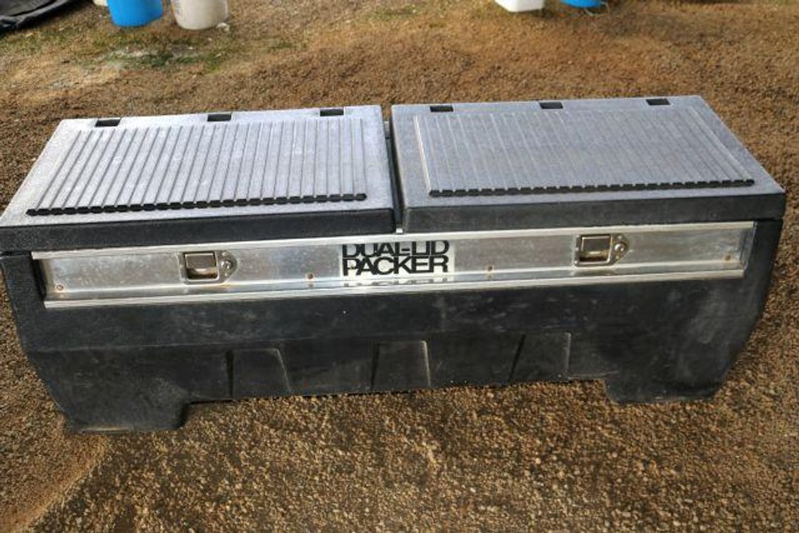 TRUCK BOX