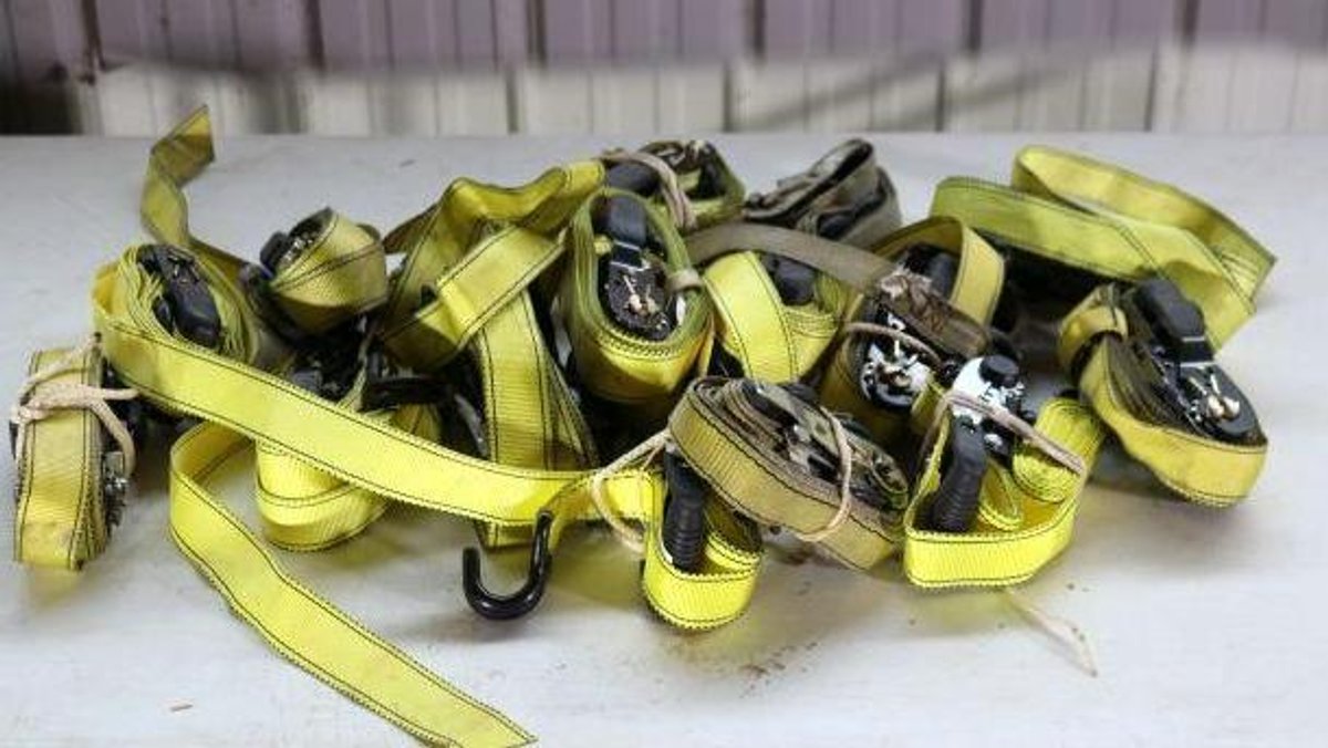 1" RATCHET STRAPS
